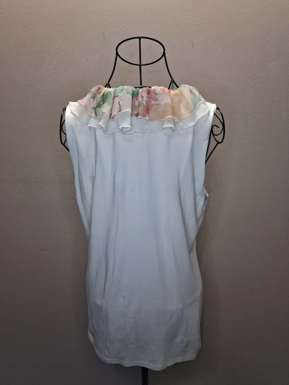 LAUREN Ralph Lauren Women's Sleeveless Top Large White Floral Ruffle Neck Blouse - Picture 6 of 9